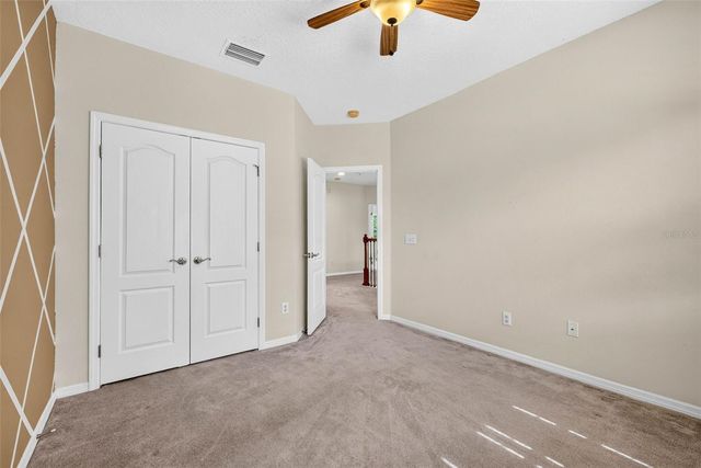 7906 CAMDEN WOODS DRIVE, Tampa, FL 33619
