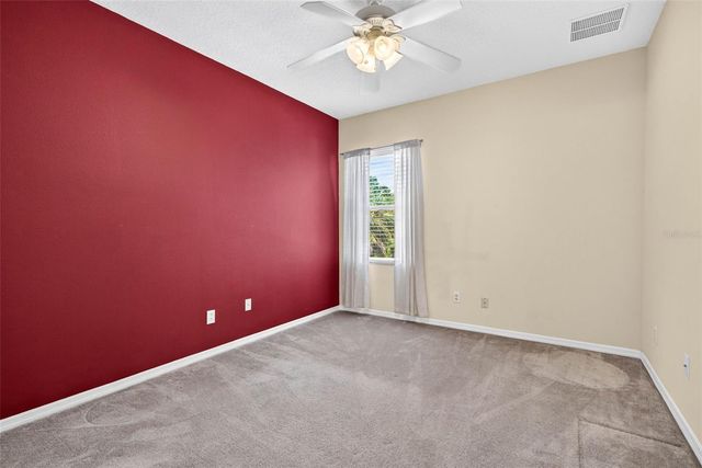 7906 CAMDEN WOODS DRIVE, Tampa, FL 33619