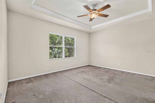 7906 CAMDEN WOODS DRIVE, Tampa, FL 33619