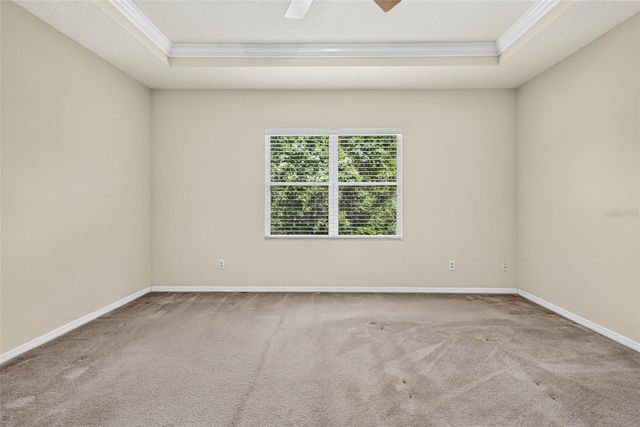 7906 CAMDEN WOODS DRIVE, Tampa, FL 33619