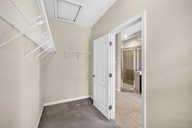 7906 CAMDEN WOODS DRIVE, Tampa, FL 33619