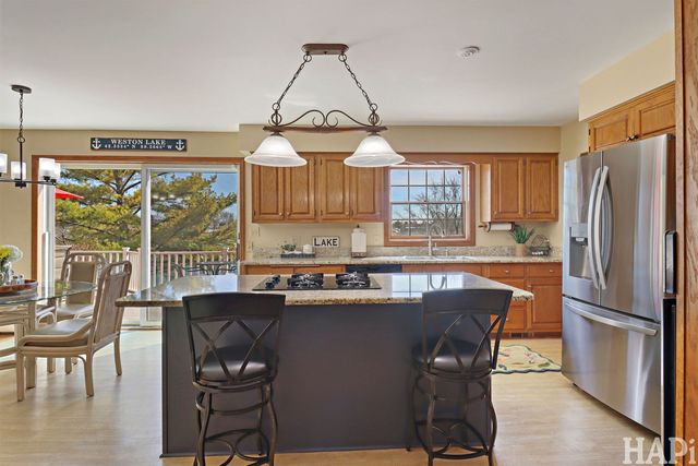 2916 N Bayview Lane, Mchenry, IL 60051