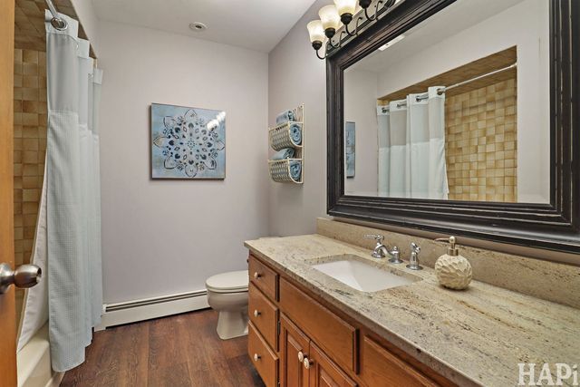 2916 N Bayview Lane, Mchenry, IL 60051