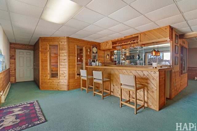 2916 N Bayview Lane, Mchenry, IL 60051