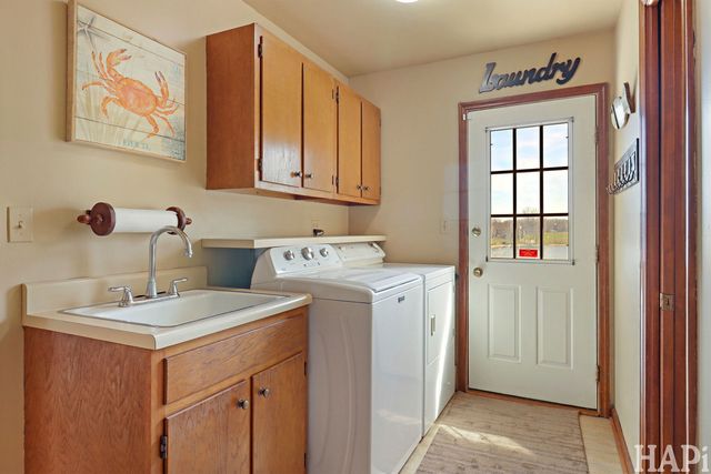 2916 N Bayview Lane, Mchenry, IL 60051
