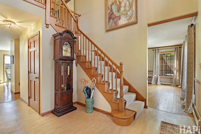 2916 N Bayview Lane, Mchenry, IL 60051
