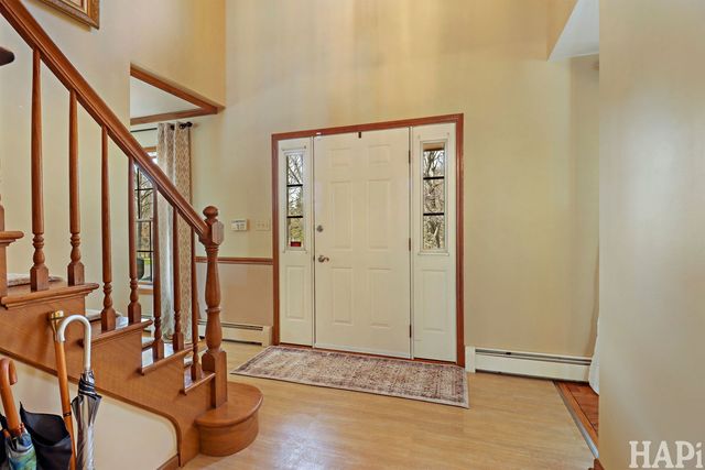 2916 N Bayview Lane, Mchenry, IL 60051