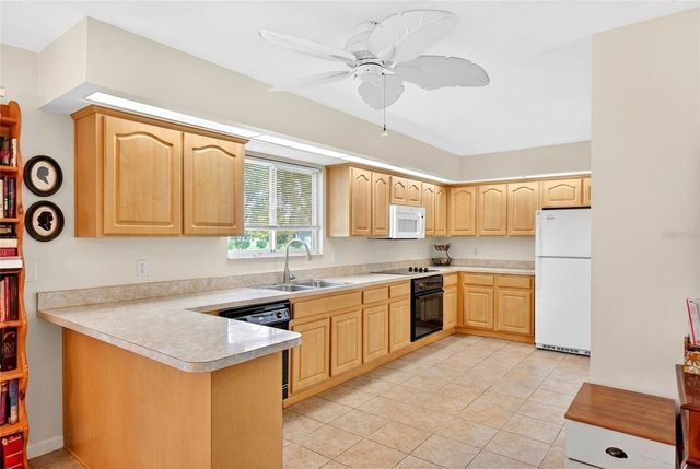 17520 SE 112TH AVENUE, Summerfield, FL 34491