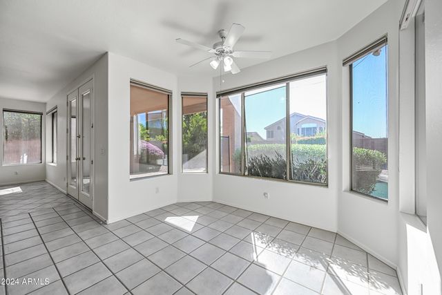 4633 E Robin Lane, Phoenix, AZ 85050