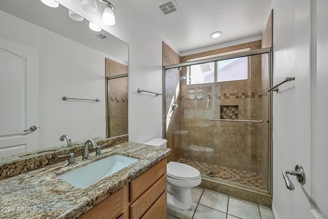 4633 E Robin Lane, Phoenix, AZ 85050