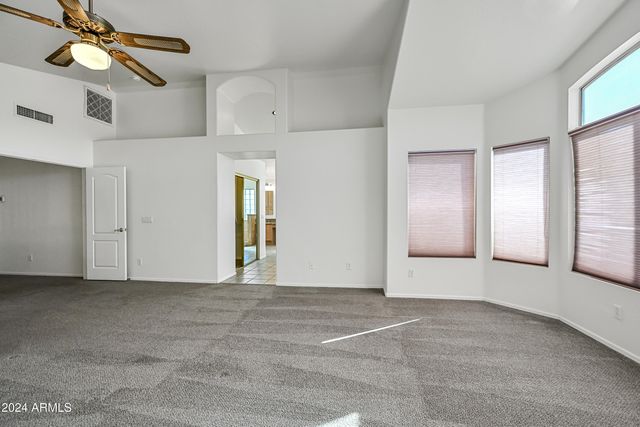 4633 E Robin Lane, Phoenix, AZ 85050