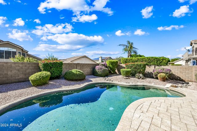 4633 E Robin Lane, Phoenix, AZ 85050