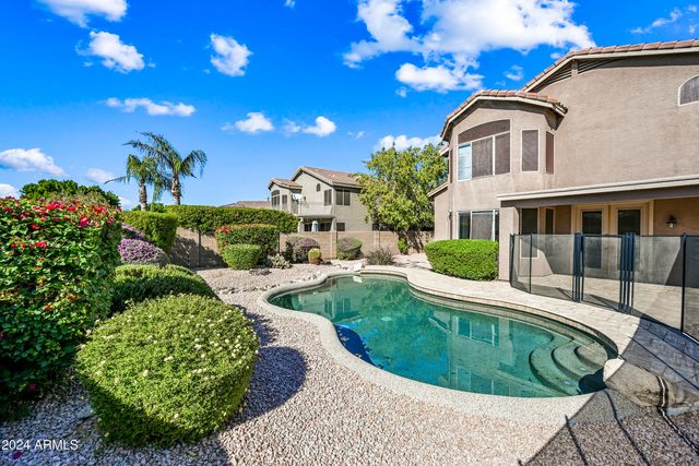 4633 E Robin Lane, Phoenix, AZ 85050