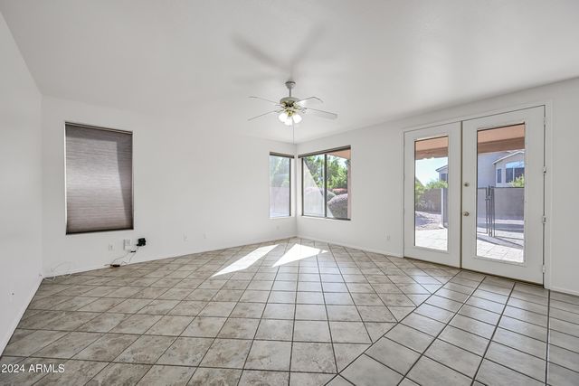 4633 E Robin Lane, Phoenix, AZ 85050