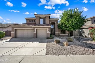 4633 E Robin Lane, Phoenix, AZ 85050