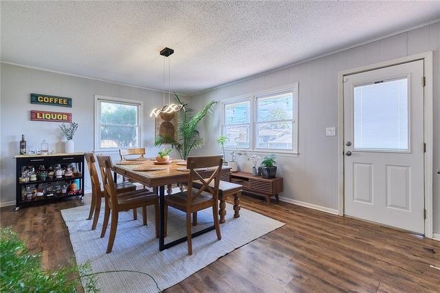 9427 MACKEY Street, Overland Park, KS 66212