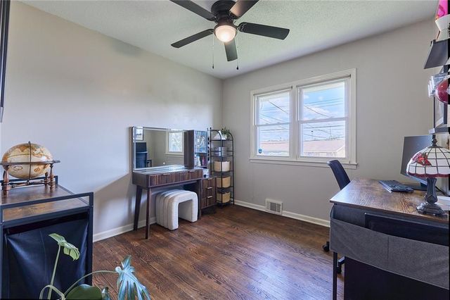 9427 MACKEY Street, Overland Park, KS 66212