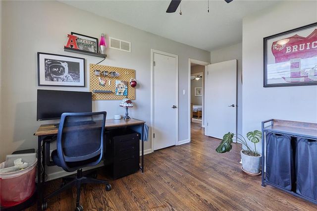 9427 MACKEY Street, Overland Park, KS 66212