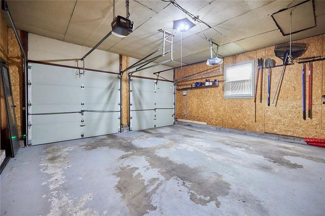 9427 MACKEY Street, Overland Park, KS 66212