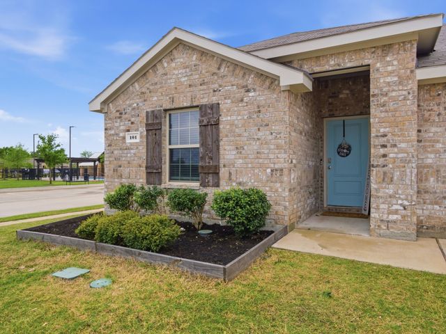 101 Alydar Lane, Caddo Mills, TX 75135