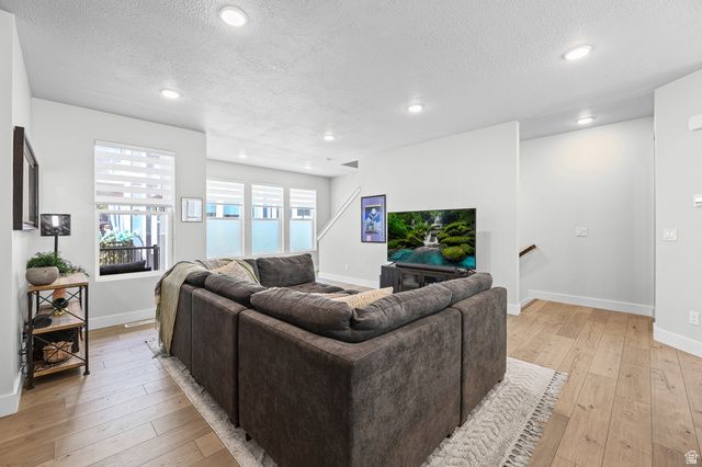 3462 S PEEBLES CT, South Salt Lake, UT 84115