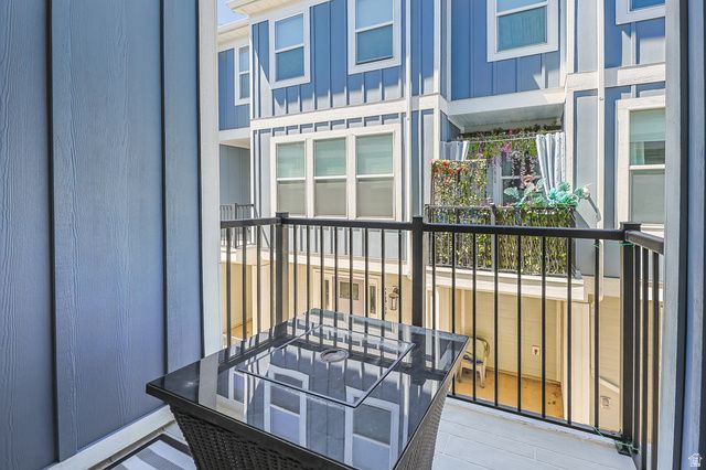 3462 S PEEBLES CT, South Salt Lake, UT 84115