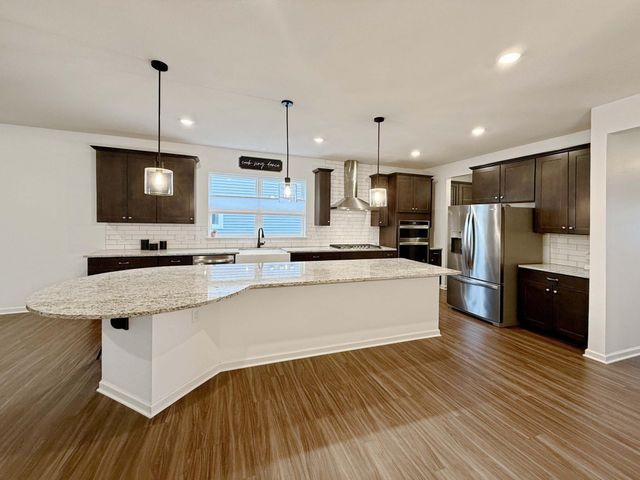 4648 Benjamin Place, Woodbury, MN 55129