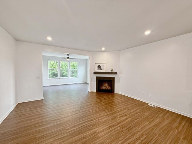 4648 Benjamin Place, Woodbury, MN 55129