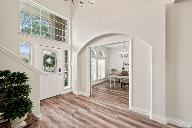 2707 Summit View, San Antonio, TX 78261