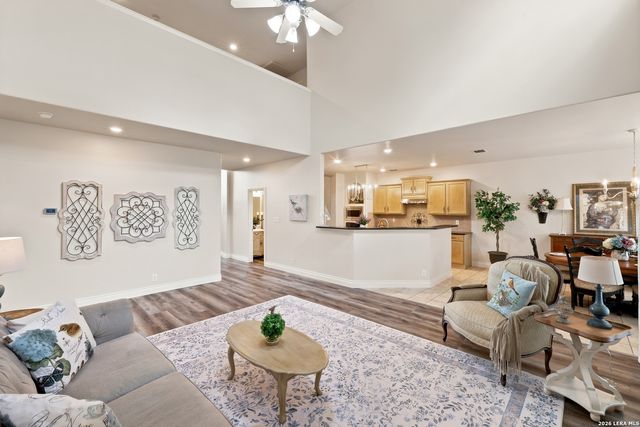 2707 Summit View, San Antonio, TX 78261