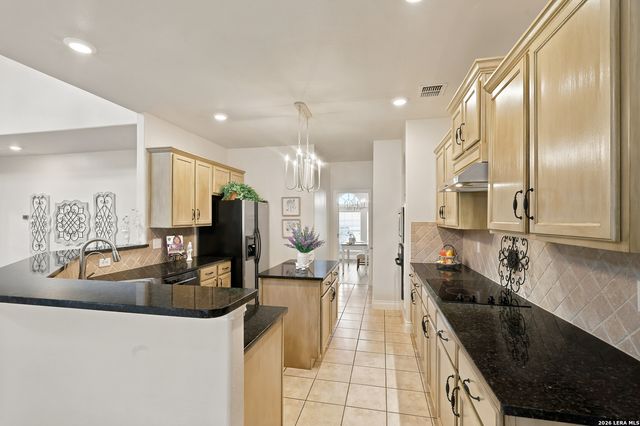 2707 Summit View, San Antonio, TX 78261