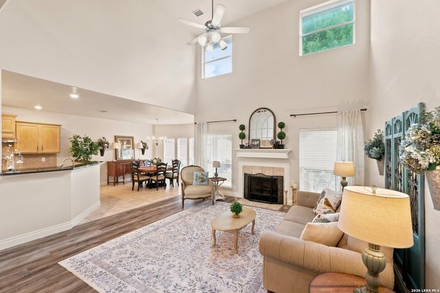 2707 Summit View, San Antonio, TX 78261