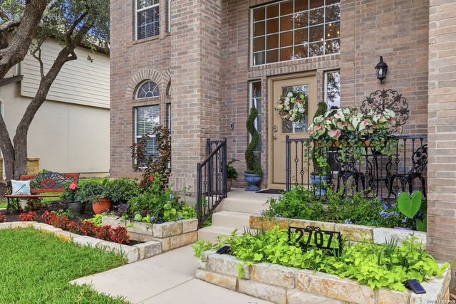 2707 Summit View, San Antonio, TX 78261