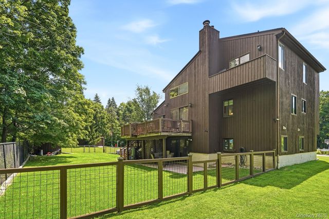 1 Southgate Drive, Cortlandt Manor, NY 10567