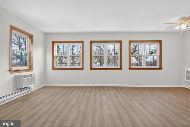 3129 MARTHA CUSTIS DR, Alexandria, VA 22302