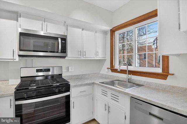 3129 MARTHA CUSTIS DR, Alexandria, VA 22302