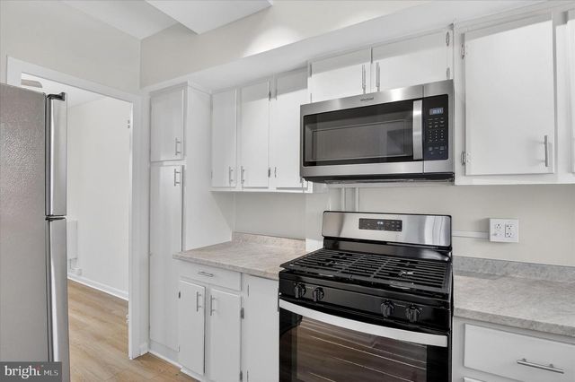 3129 MARTHA CUSTIS DR, Alexandria, VA 22302