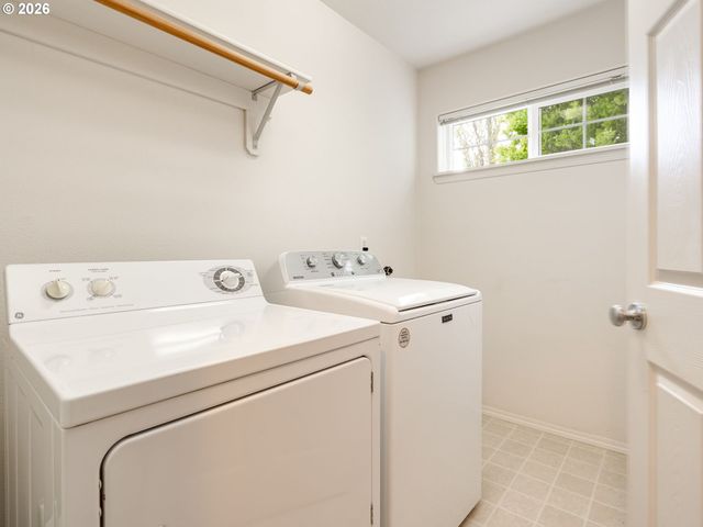 4436 Nw GLENLAKES Pl, Beaverton, OR 97006