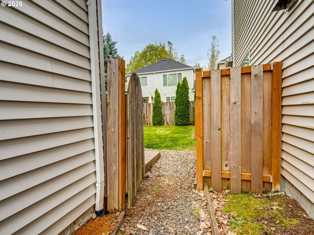 4436 Nw GLENLAKES Pl, Beaverton, OR 97006