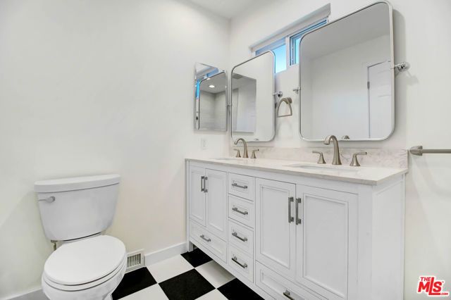 2401 Olive Avenue, La Crescenta, CA 91214