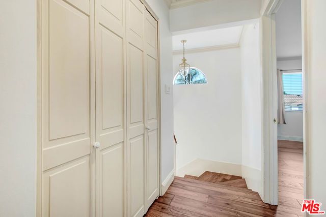 2401 Olive Avenue, La Crescenta, CA 91214