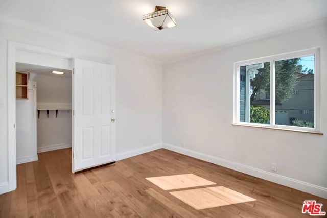 2401 Olive Avenue, La Crescenta, CA 91214