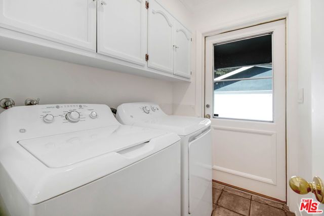 2401 Olive Avenue, La Crescenta, CA 91214