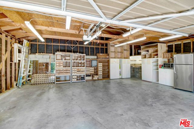 2401 Olive Avenue, La Crescenta, CA 91214