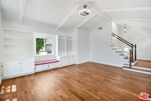 2401 Olive Avenue, La Crescenta, CA 91214