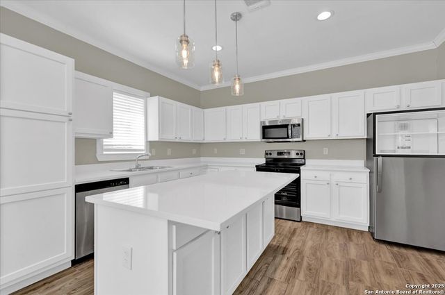 611 Rudolph, San Antonio, TX 78202