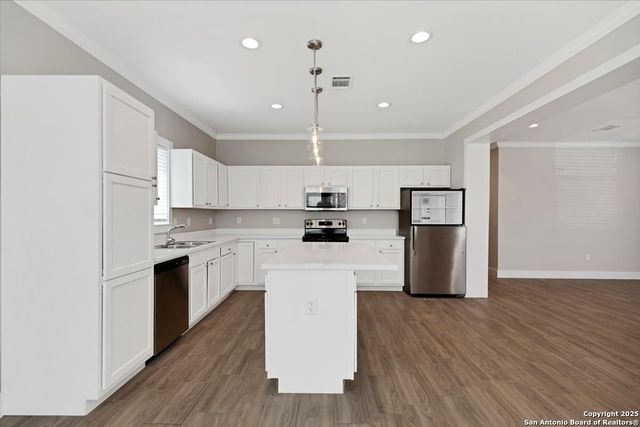 611 Rudolph, San Antonio, TX 78202