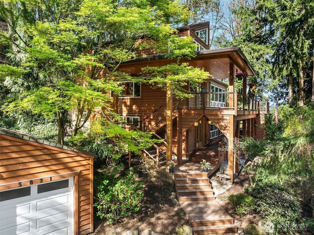 5021 E Mercer Way, Mercer Island, WA 98040