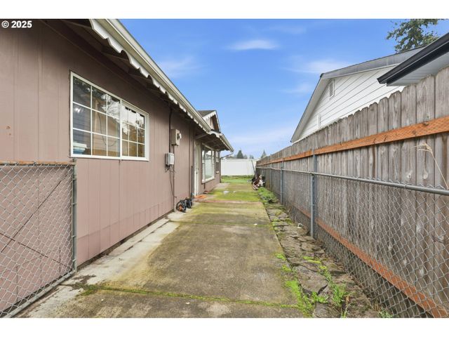 7521 Ne 104TH Ave, Vancouver, WA 98662