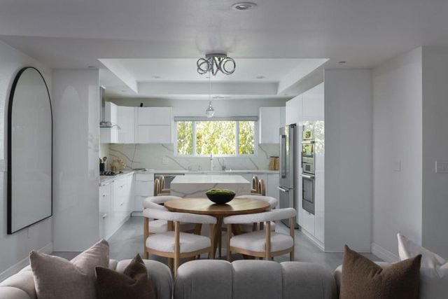 320 Chester Street, Menlo Park, CA 94025